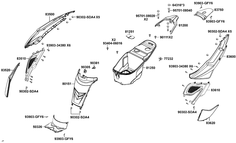 Hintere Verkleidungen & Helmfach