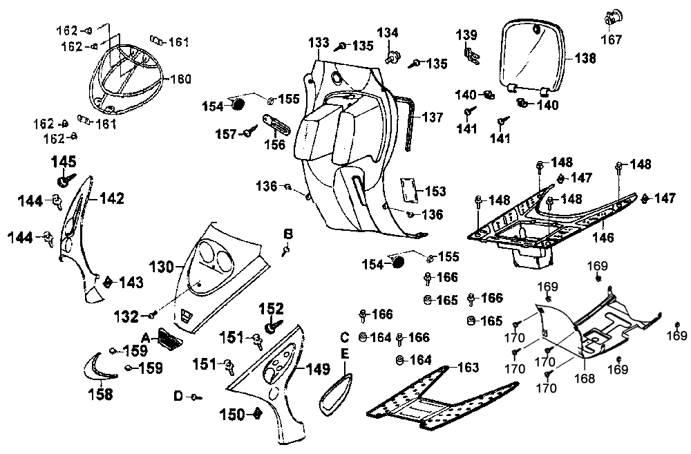 Vordere Verkleidung & Trittb